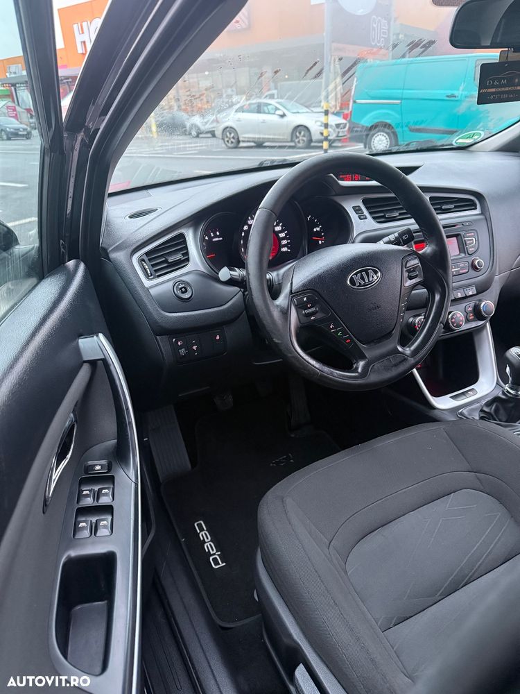 Kia Ceed 1.4 CRDi 90 SW Vision - 9