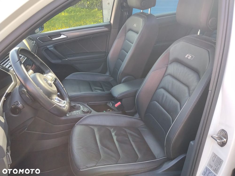 Volkswagen Tiguan - 16