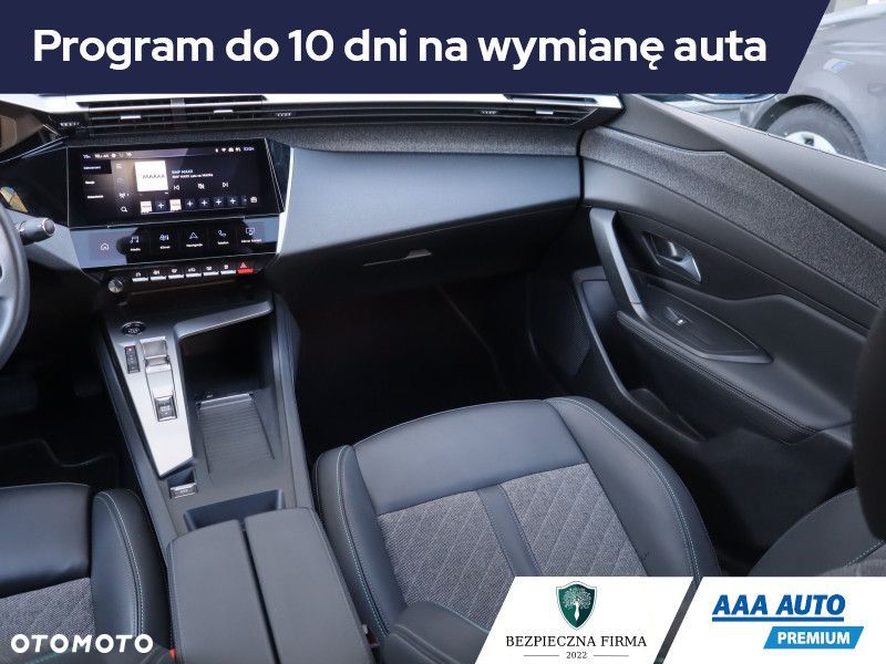 Peugeot 408 - 10