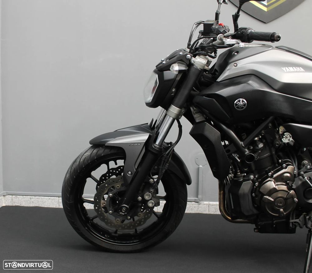 Yamaha MT-07 Abs - 14