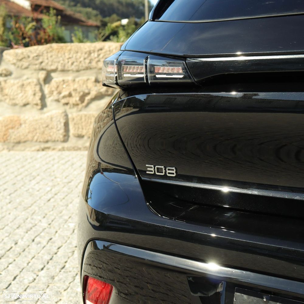 Peugeot 308 1.2 PureTech Allure EAT8 - 11