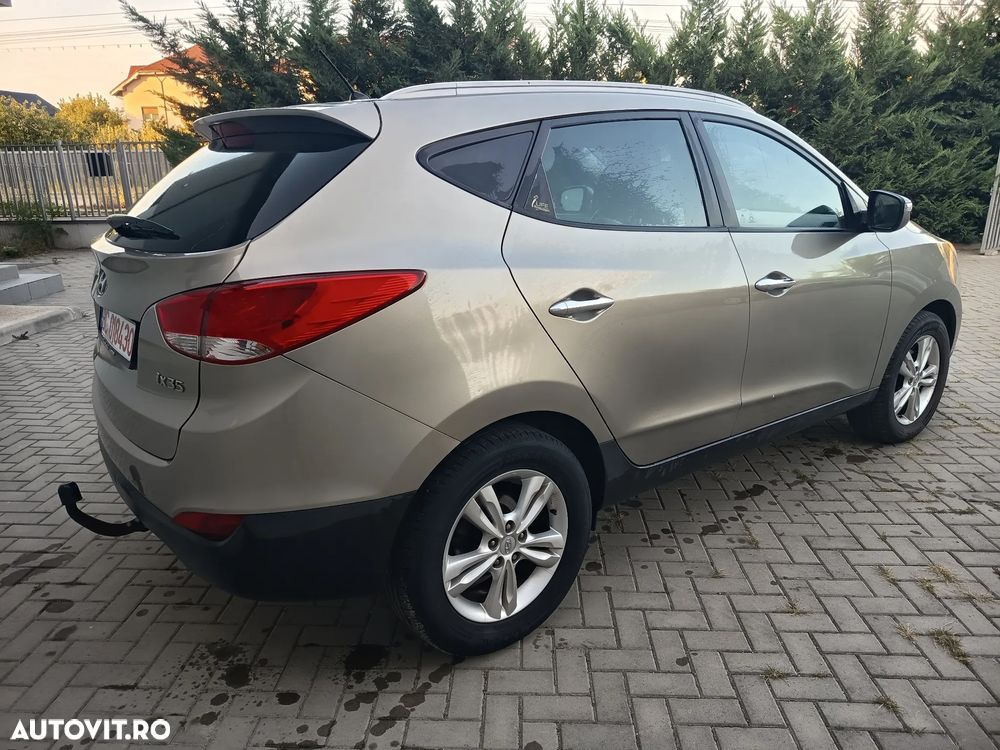 HYUNDAI ix35 2010 — imagine 9