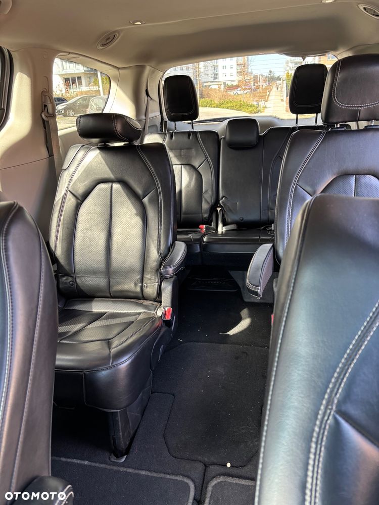 Chrysler Voyager - 17