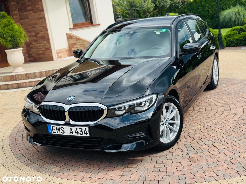 BMW Seria 3 320d Touring Advantage - 25
