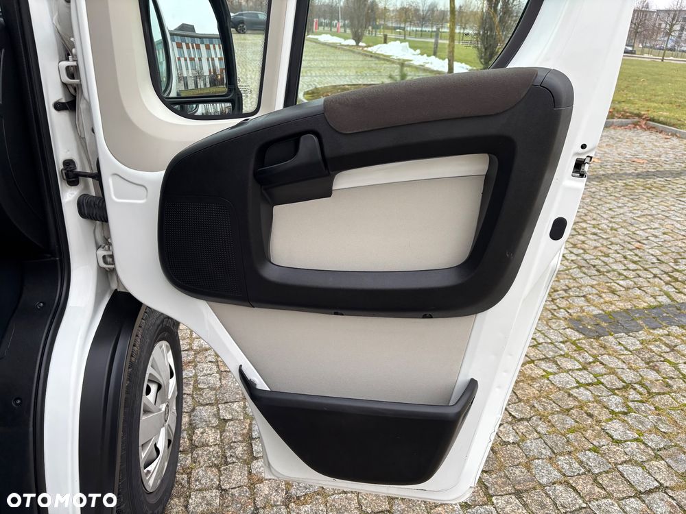 Peugeot BOXER - 12