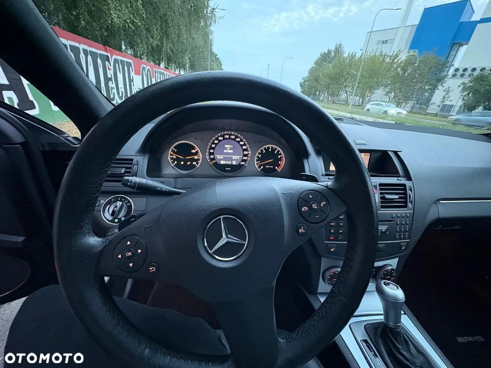 Mercedes-Benz Klasa C 180 T Kompressor Automatik Avantgarde - 15