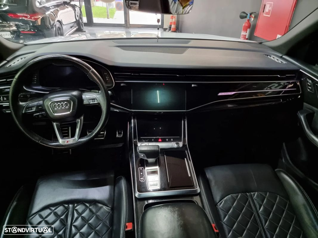 Audi Q8 50 TDI quattro Tiptronic - 26