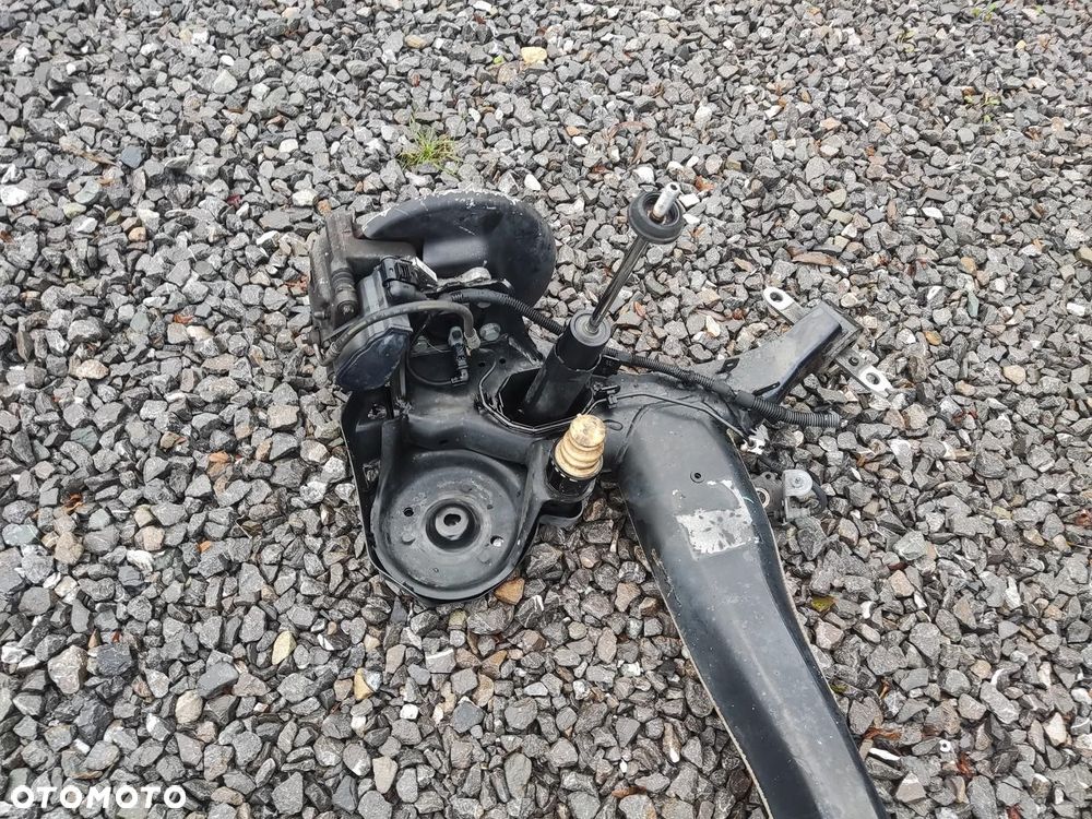 BELKA OŚ OŚKA TYŁ TYLNA KOMPLETNA PEUGEOT 308 II T9 HATCHBACK 2013-2017 - 3