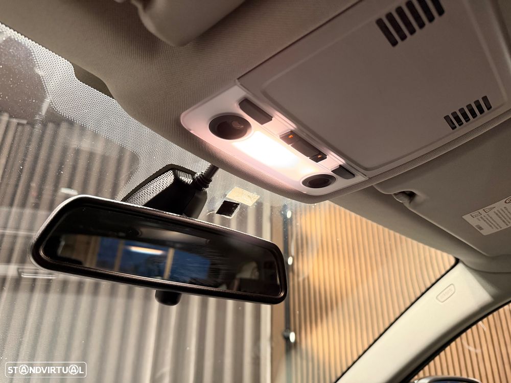 BMW X1 18 d sDrive Line Sport - 37