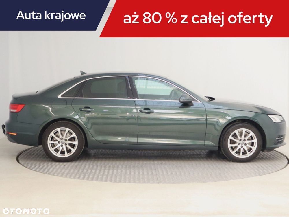 Audi A4 Limousine - 8