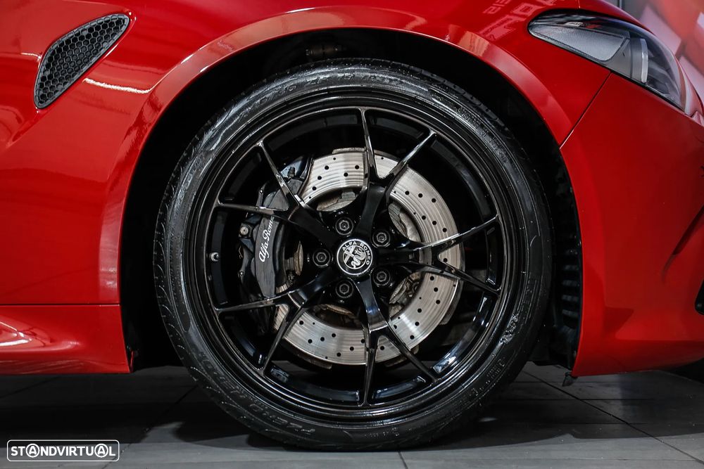 Alfa Romeo Giulia 2.9 Bi-Turbo Quadrifoglio AT8 - 12
