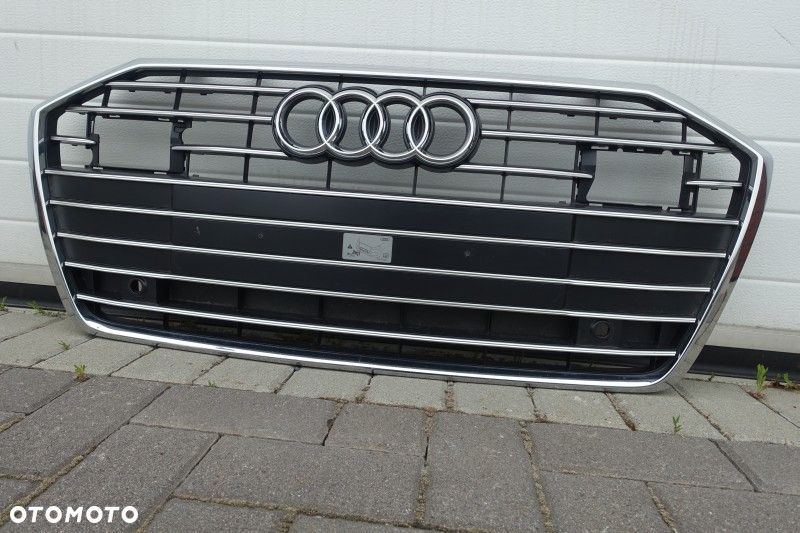 ATRAPA GRILL AUDI A6 C8 SLINE 4K0853651C - 2