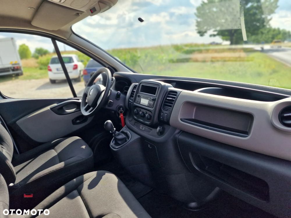 Renault Trafic - 21