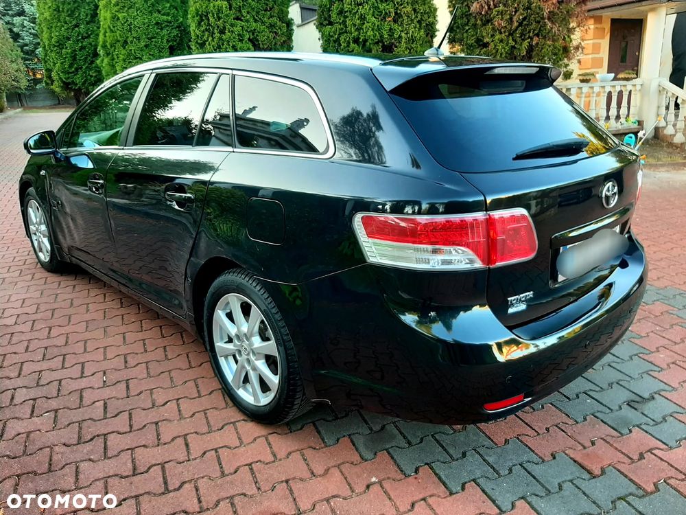 Toyota Avensis - 3