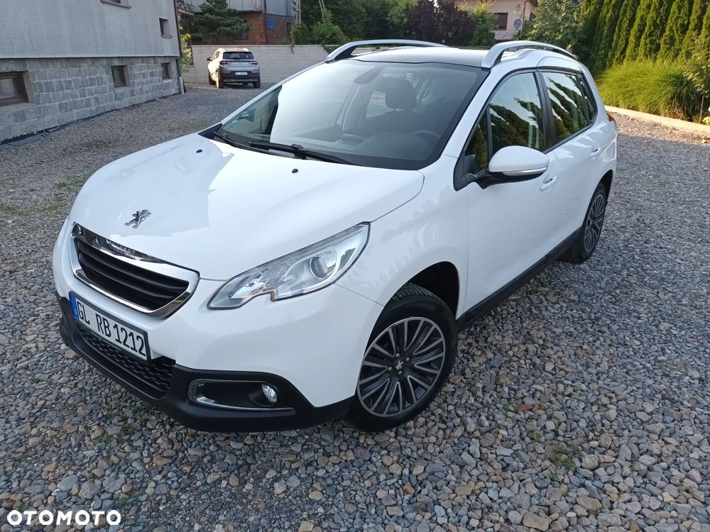 Peugeot 2008 1.2 VTi Allure - 2