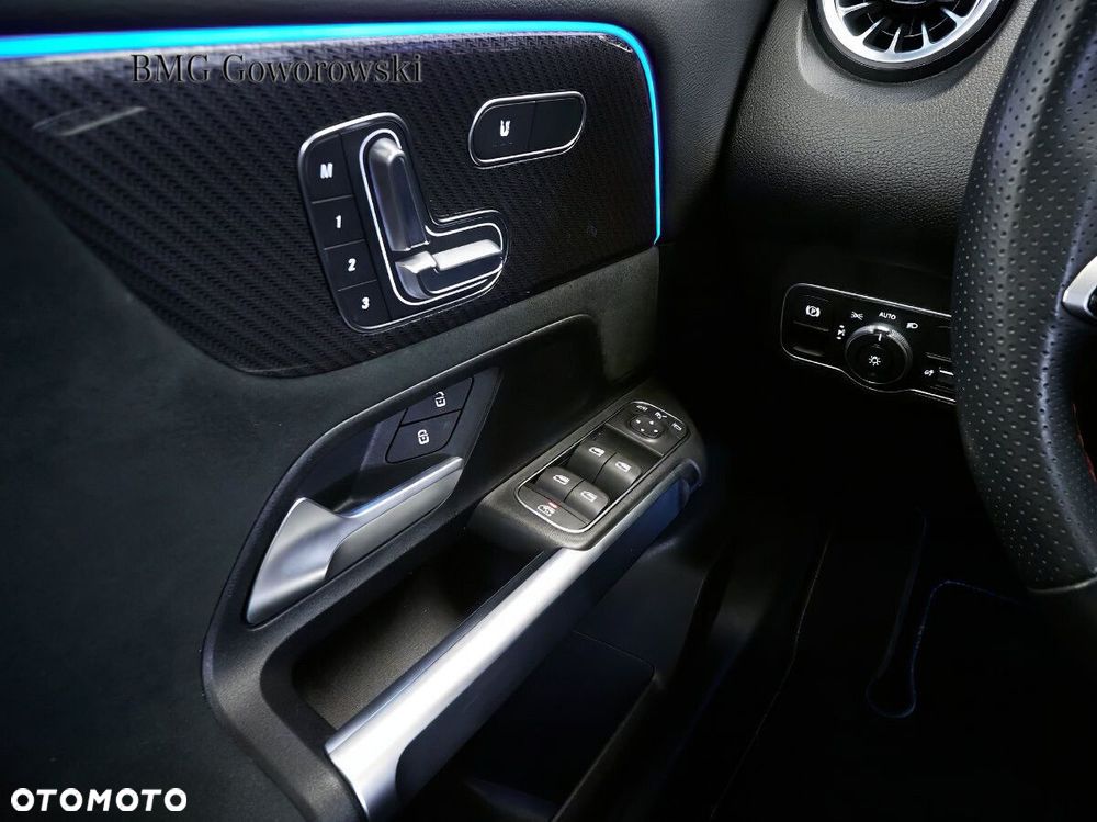 Mercedes-Benz GLB 200 d 4-Matic AMG Line 8G-DCT - 18