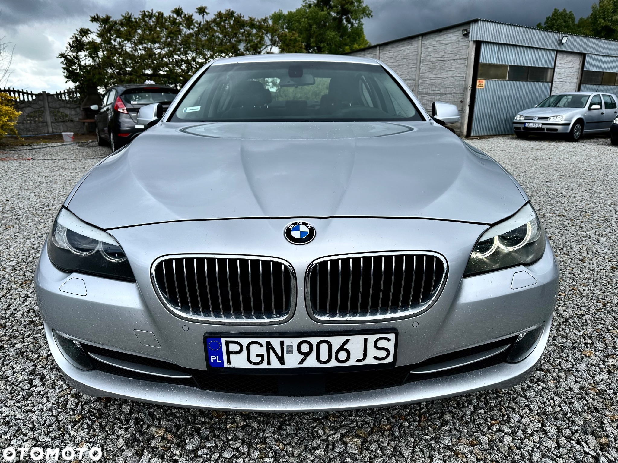 BMW Seria 5 520d - 32