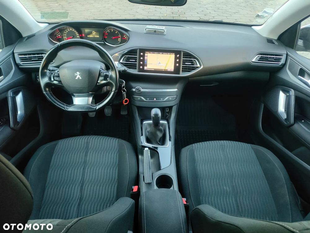 Peugeot 308 - 11