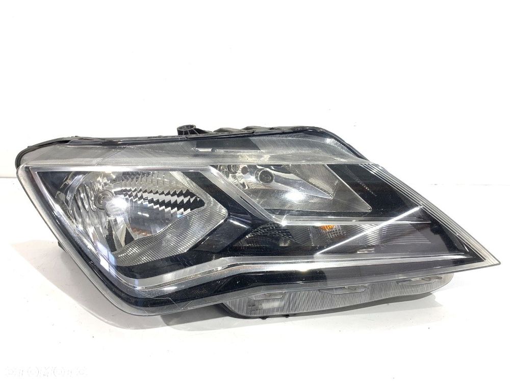 REFLEKTOR PRAWY PRZÓD  SEAT TOLEDO IV (KG3) 2012 - 2019 1.2 TSI 66 kW [90 KM] benzyna 2015 - 2017 - 1