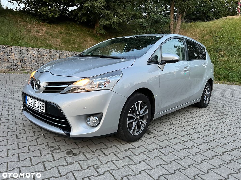 Toyota Verso 1.8 5-Sitzer Executive - 23