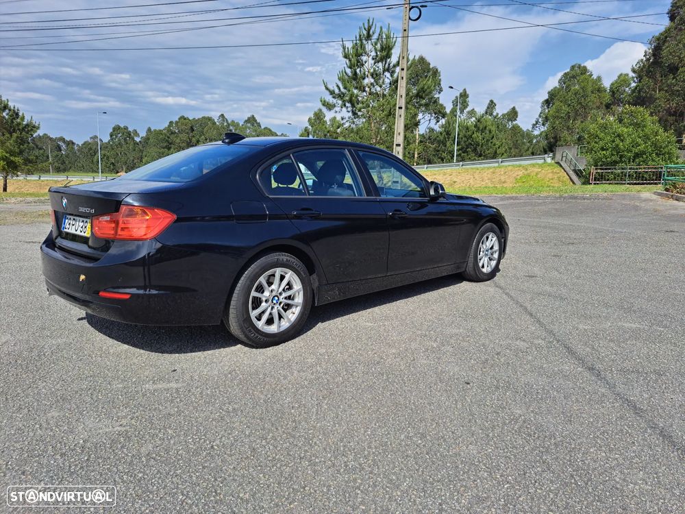 BMW 320 d - 10
