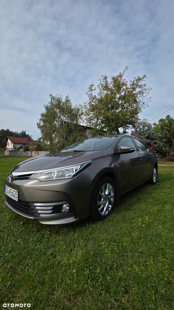 Toyota Corolla 2017 photo 5