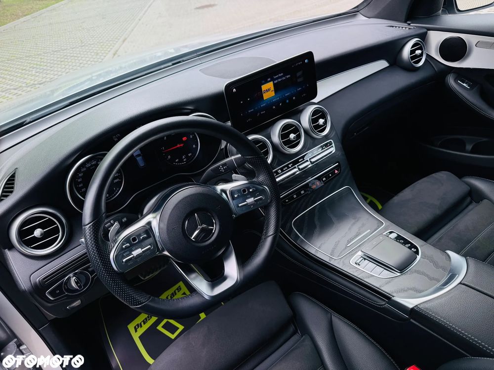 Mercedes-Benz GLC 220 d 4Matic 9G-TRONIC AMG Line Plus - 26