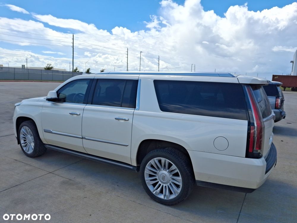 Cadillac Escalade 6.2 V8 ESV Platinum - 3