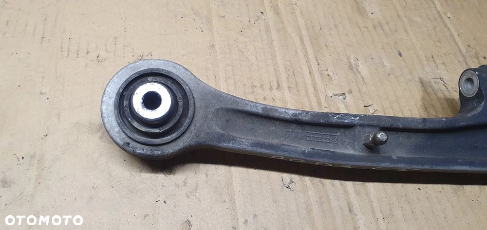 Wahacz lewy przód przedni lewy Audi A8 D3 - 4