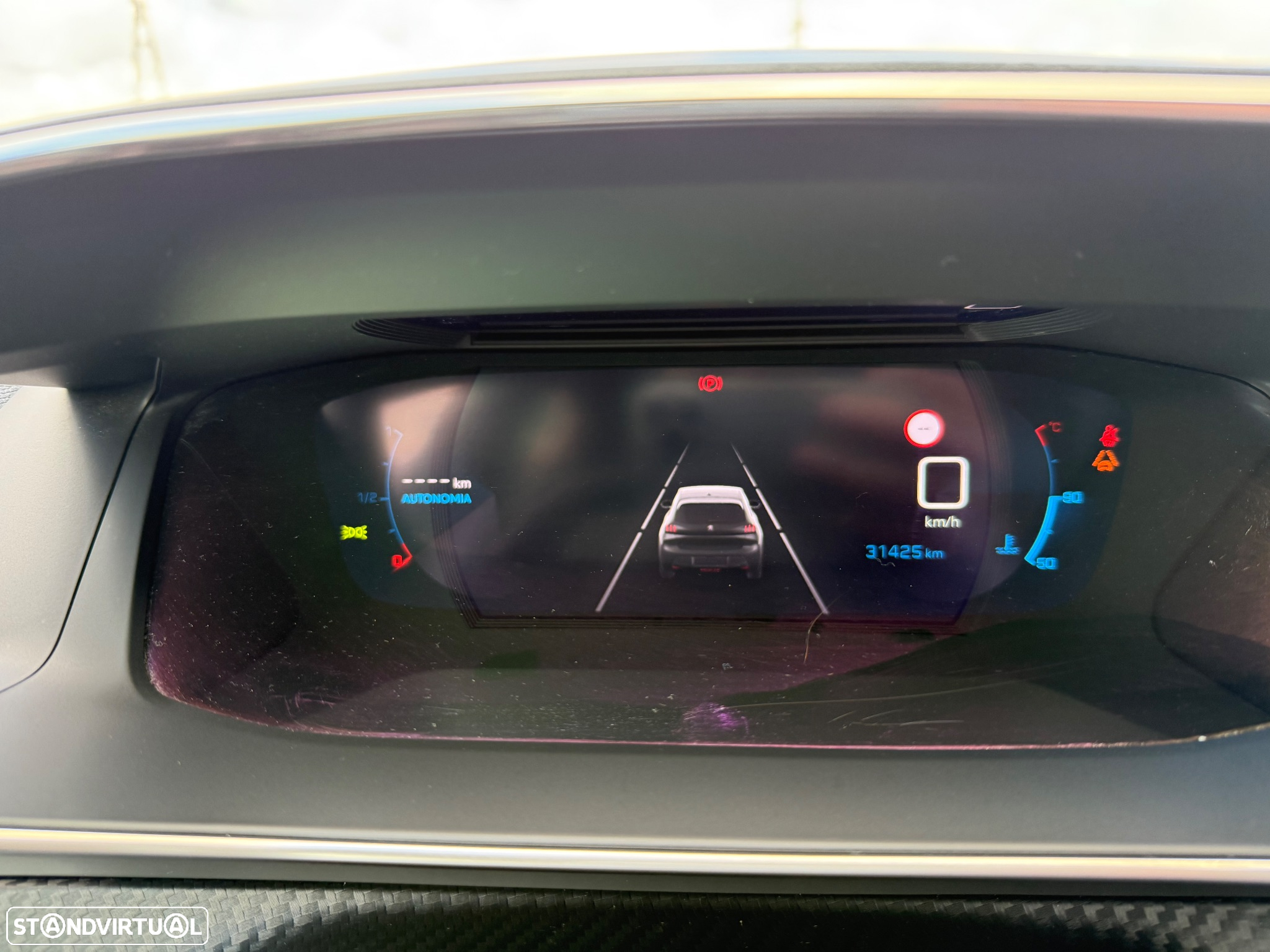 Peugeot 208 1.2 PureTech Allure - 26