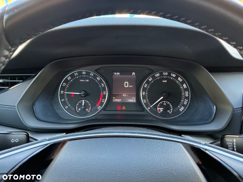 Skoda Octavia 2.0 TDI Ambition - 19