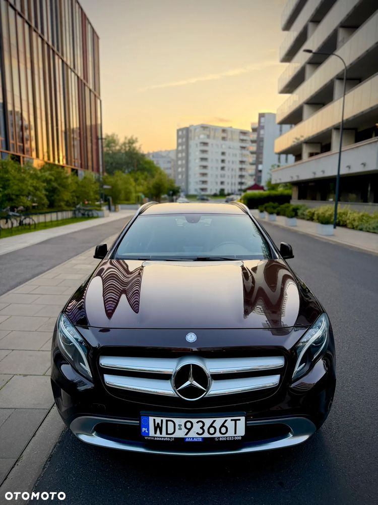 Mercedes-Benz GLA - 5