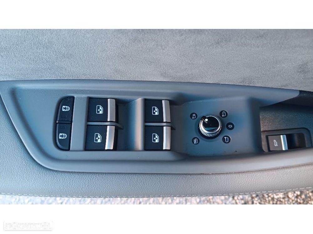 Audi A4 40 TDI S tronic - 10