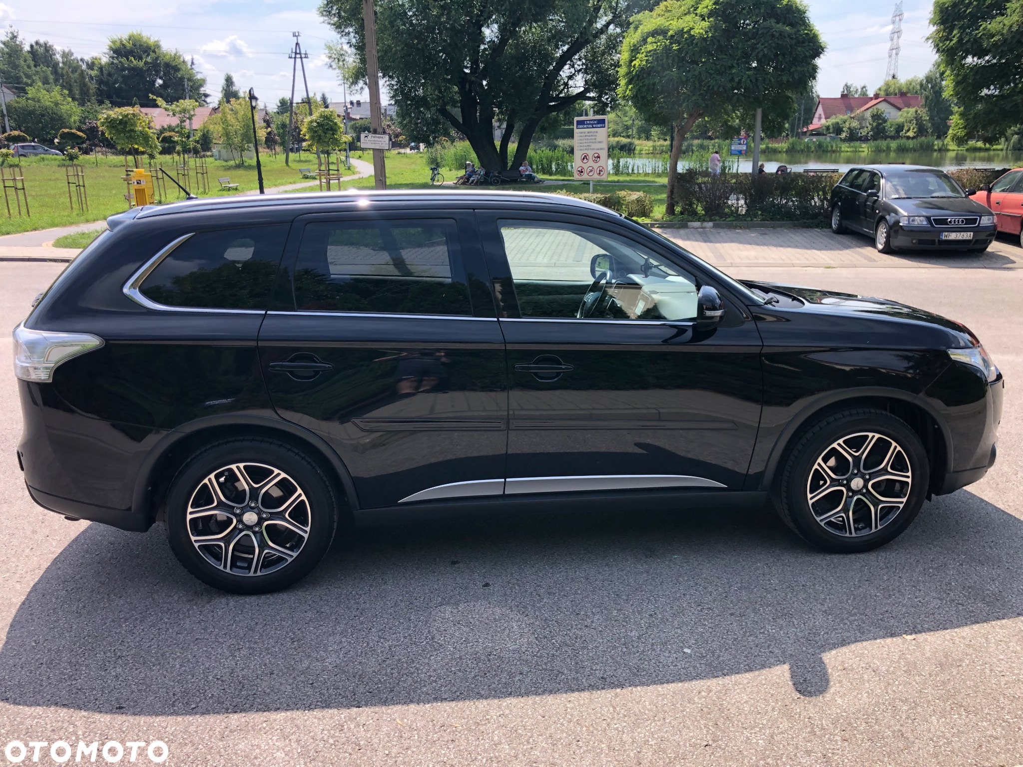 Mitsubishi Outlander 2.0 Intense + Navi 4WD CVT - 6