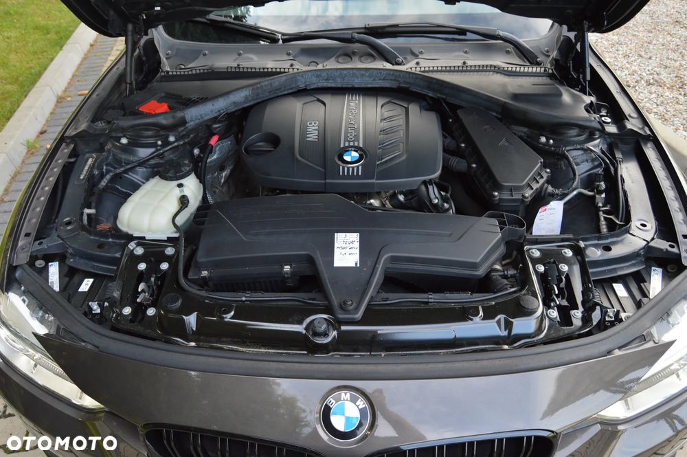 BMW Seria 3 318d Luxury Line - 8