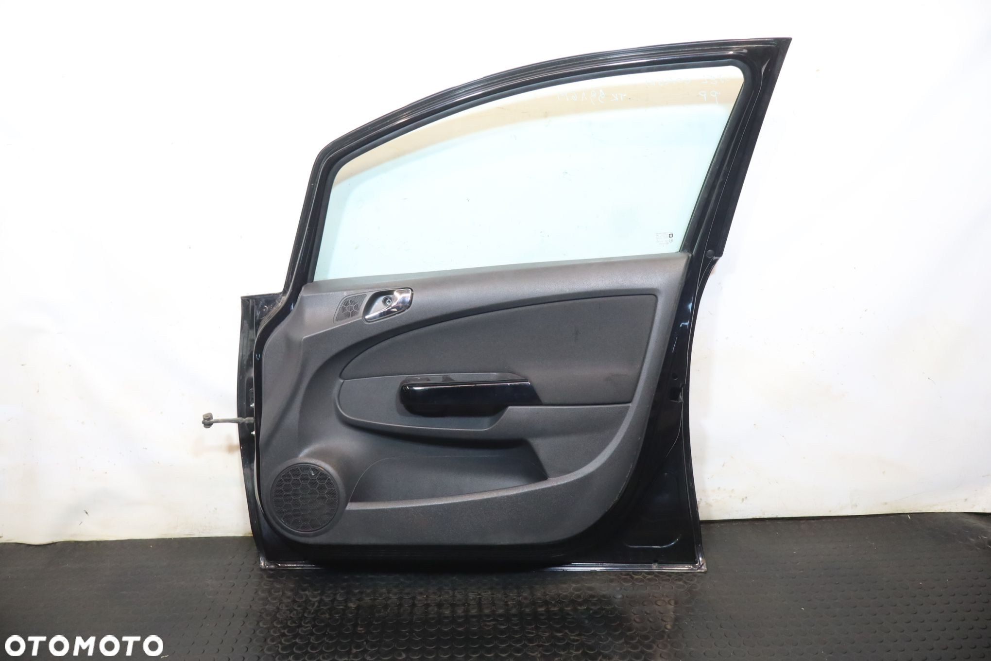 DRZWI PRAWY PRZÓD OPEL CORSA D Z20R - 2