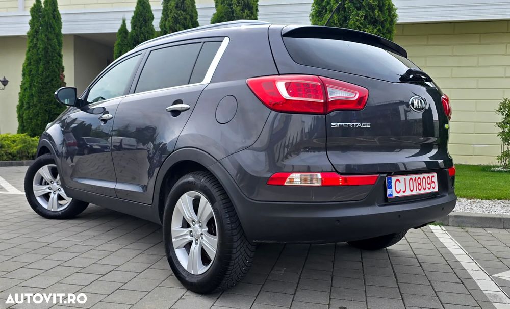 Kia Sportage 1.7 CRDI 2WD Vision - 6