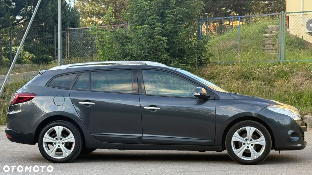 Renault Megane TCe 130 Bose Edition - 29