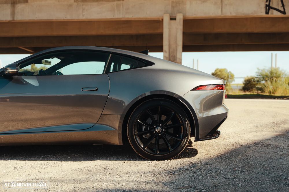 Jaguar F-Type 2.0 i4 - 9