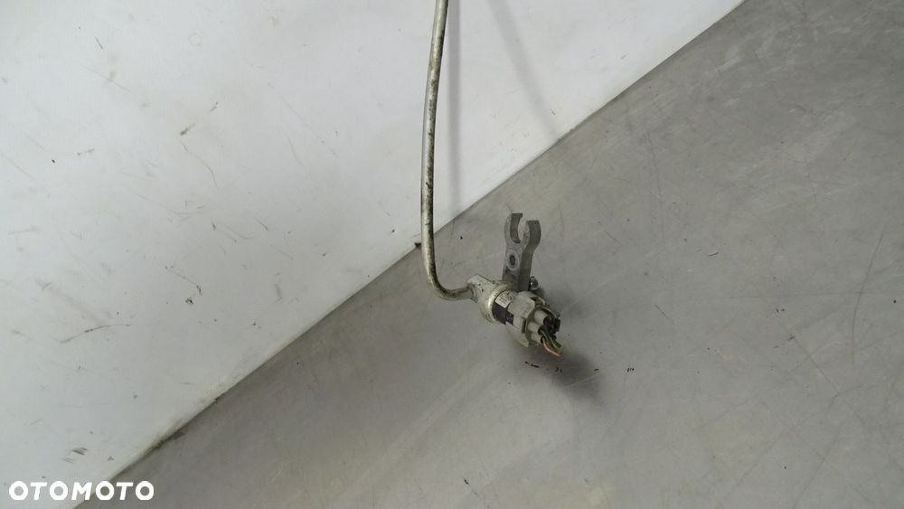 PRZEWÓD KLIMATYZACJI SUZUKI IGNIS 1.3 - 4