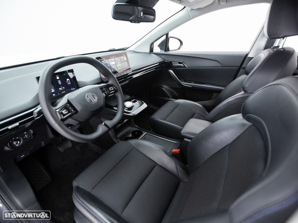 MG MG4 64 kWh Luxury - 8