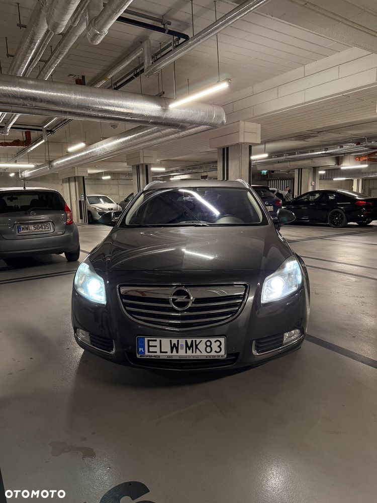 Opel Insignia 2.0 T Cosmo - 11