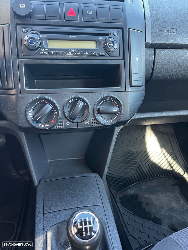 VW Polo 1.4 TDi BlueMotion - 11