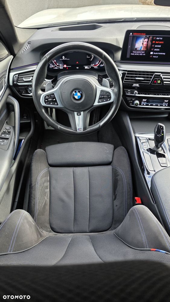 BMW Seria 5 520d xDrive mHEV M Sport sport - 19