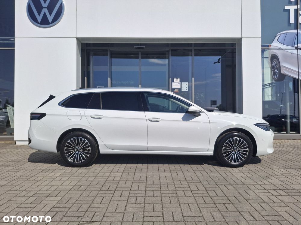 Volkswagen Passat 1.5 TSI EVO Elegance DSG - 5