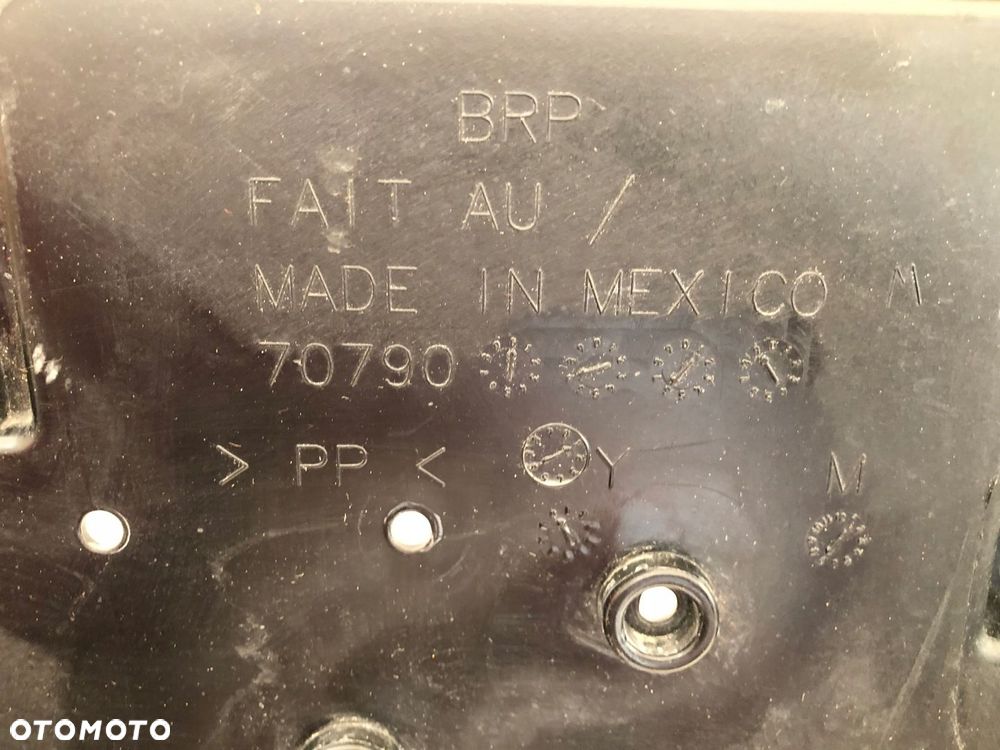 CAN-AM Maverick X3 OSŁONA OBUDOWA TYLNA - 5