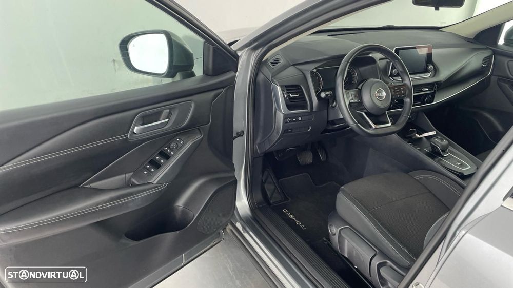 Nissan Qashqai 1.3 DIG-T N-Connecta Xtronic - 13