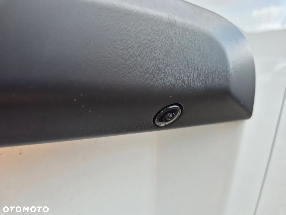 Opel Vivaro Furgon XL LONG 2.2 150KM Automat !! OD RĘKI !! Mega Rabat !! - 21