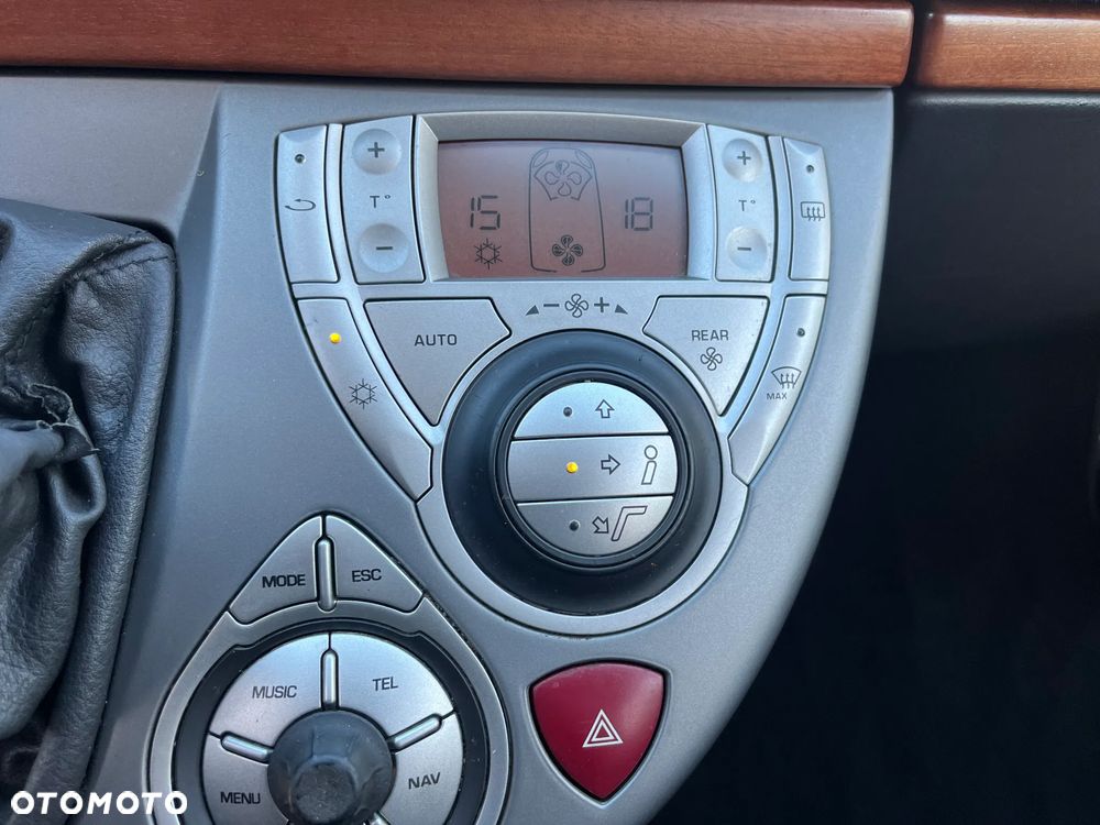 Lancia Phedra 2.0 Multijet 16v DPF Executive - 31