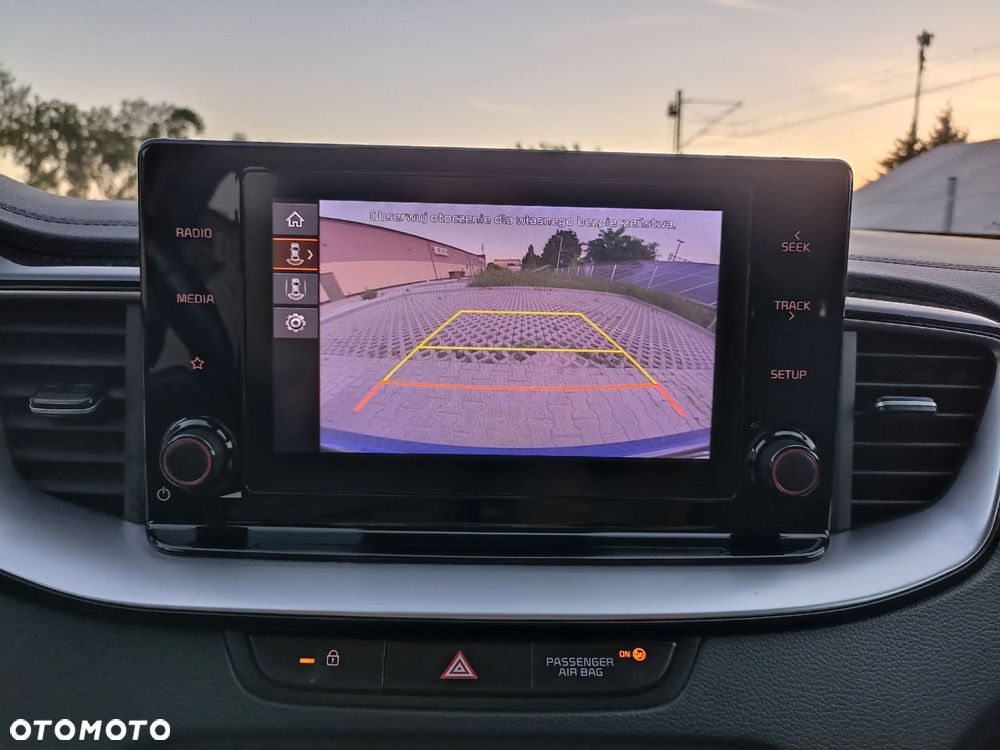 Kia Ceed 1.5 T-GDI L - 24